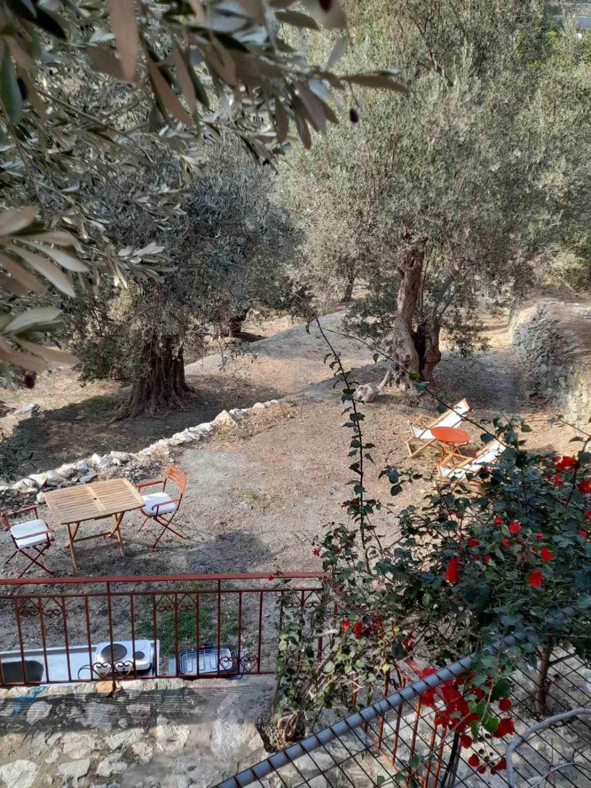 Δωμάτια Κόκκινος Πύργος Plomari Exterior foto