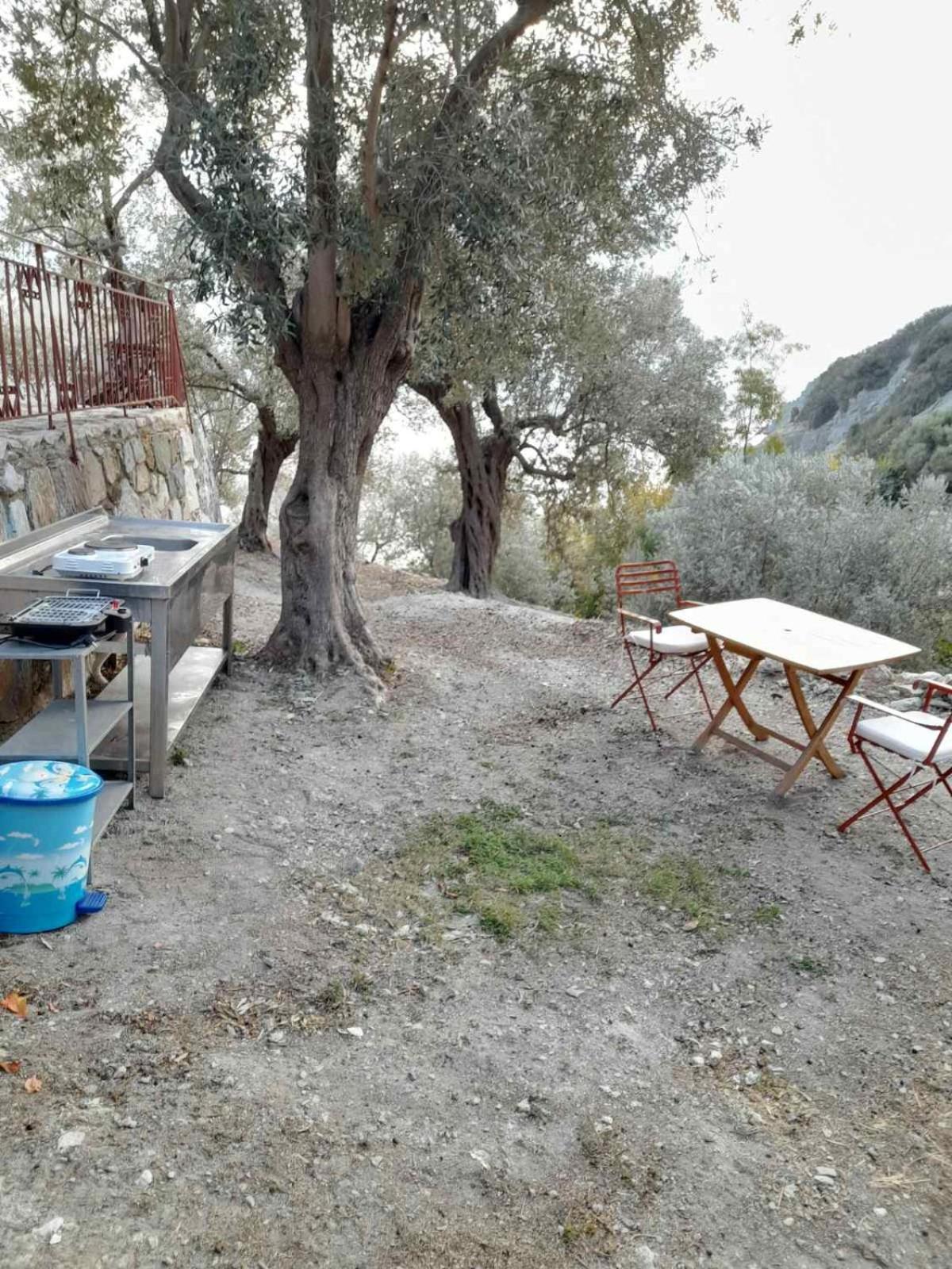 Δωμάτια Κόκκινος Πύργος Plomari Exterior foto
